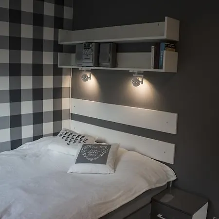Zaciszny Apartament Pod Lasem Appartement *