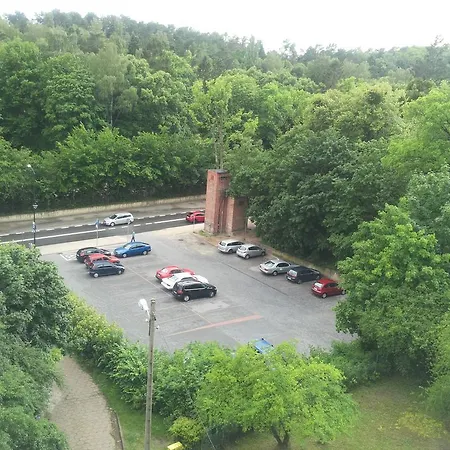 Zaciszny Apartament Pod Lasem Daire