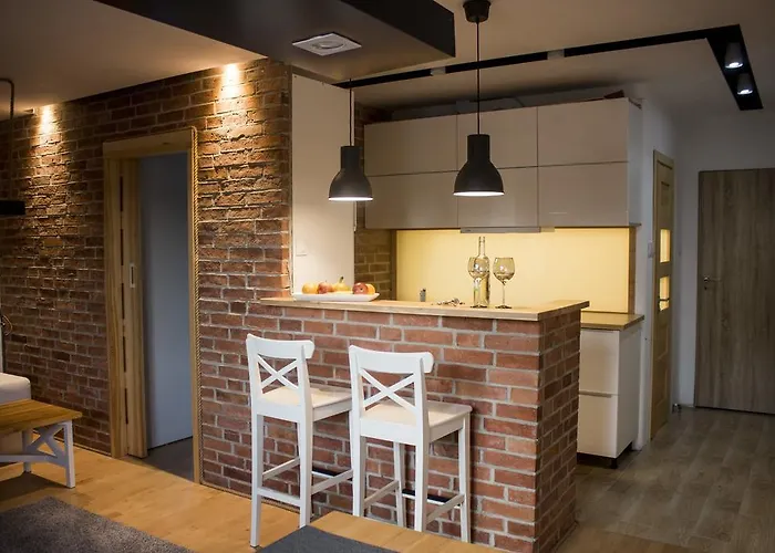 Zaciszny Apartament Pod Lasem *