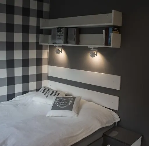 Zaciszny Apartament Pod Lasem Lägenhet *